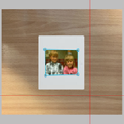 写真, テーブル, 画面, 木製 が含まれている画像

自動的に生成された説明